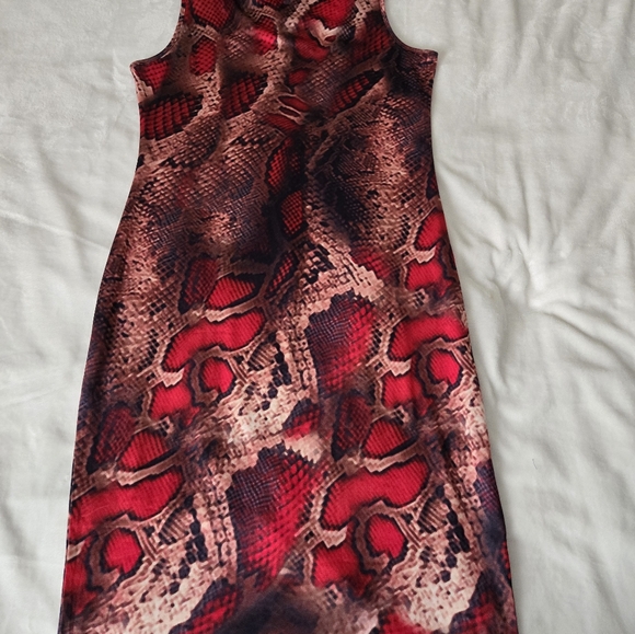 Casual, dressy jumpsuits new& gently used - Picture 4 of 11